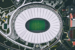 开云中国大陆-赫塔菲稳固中场屏障掌控比赛节奏，赫塔菲吧