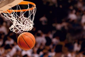 KAIYUNAPP-摩洛哥骑手阿米尔·本·哈桑在2024年巴黎奥运会三项赛中获得第20名，展现出色表现。