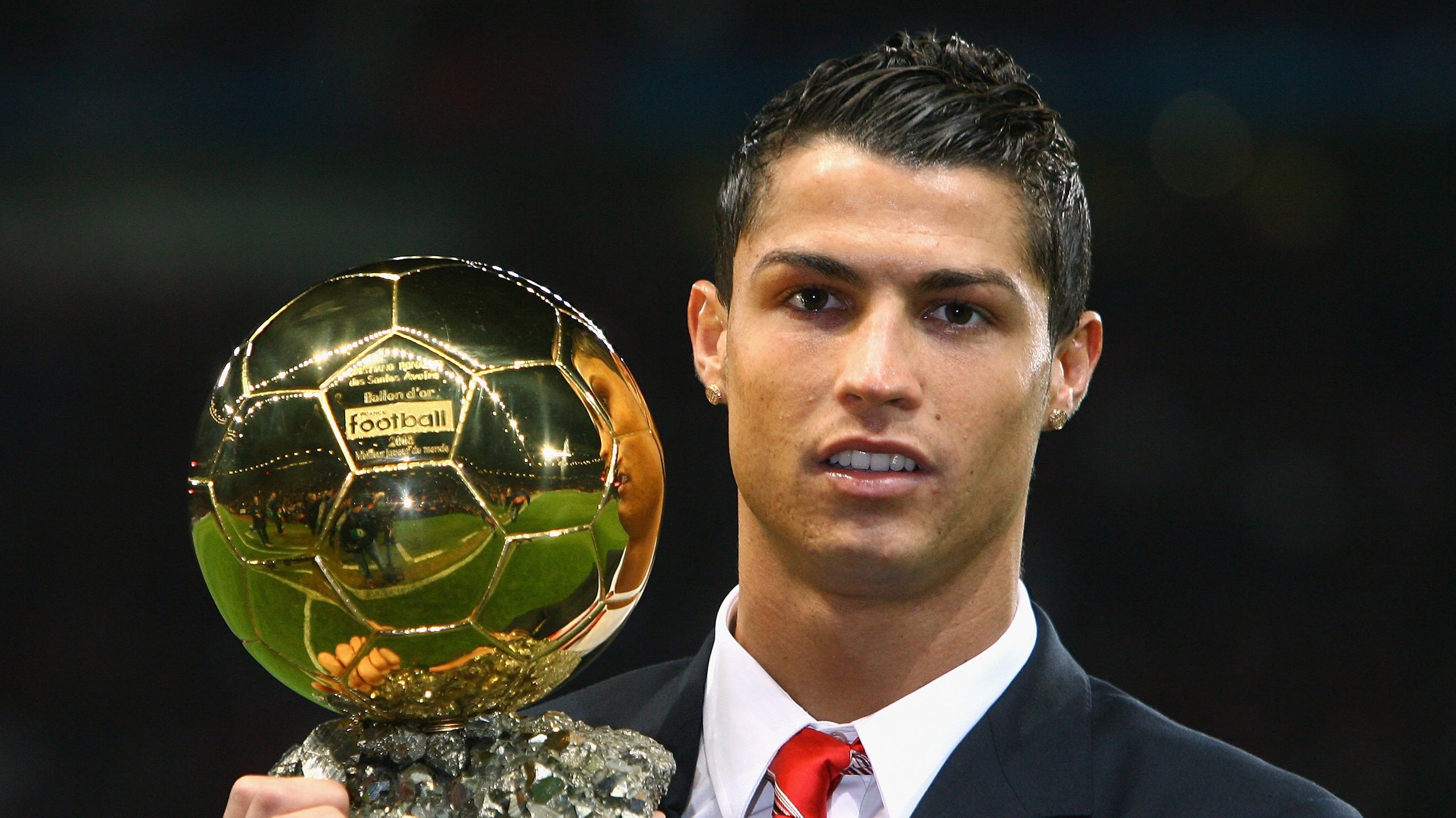 C罗赛季进球数已追平队内头号射手，c罗联赛进球最多哪次