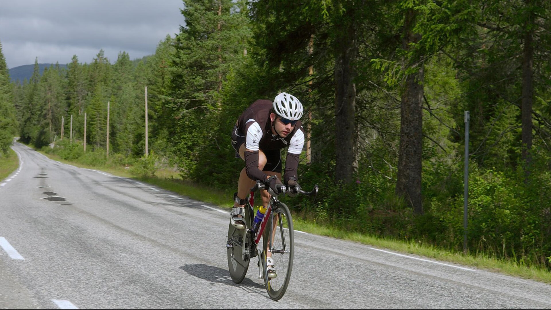 青少年“追梦联盟”公益篮球节在成都圆满闭幕，锻炼团队合作精神